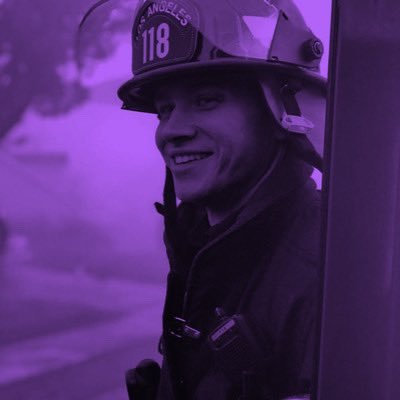 buckfacers's profile picture. if you see this, you pissed yourself in england 🫵🏻