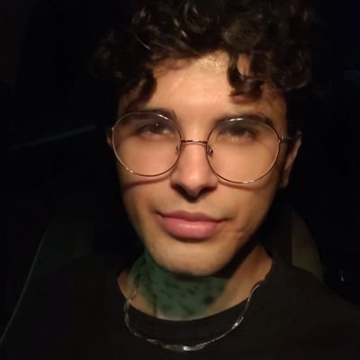 Boldosz's profile picture. Vivendo um dia de cada vez para lidar com a tristeza e volatilidade que o mercado capitalista me causa