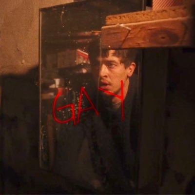 croissantom's profile picture. 29 || multi || tv shows, films in general, books