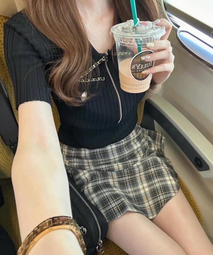 DChauha71462706's profile picture. ストレスで欲求不満