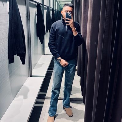 Amarsharma2704's profile picture. Finance & Project Management Professional. Sneakerhead. Proud Hindu 🚩