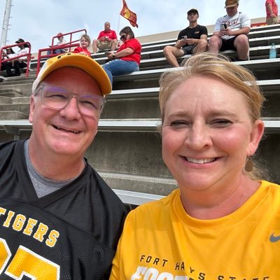 beckievans_'s profile picture. Wife, mom, teacher, friend, follower of Jesus. What else is there?