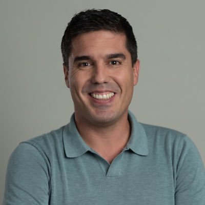 ferbayo's profile picture. 📻 Madrugo en @HoyporHoy 🎙Dirijo @Codigodebarras en @La_SER | Tuits personales. RT ≠ endorsements