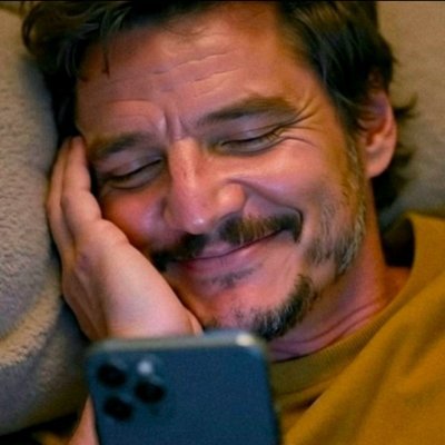 neonpurpleeyes's profile picture. just here, scrolling thru