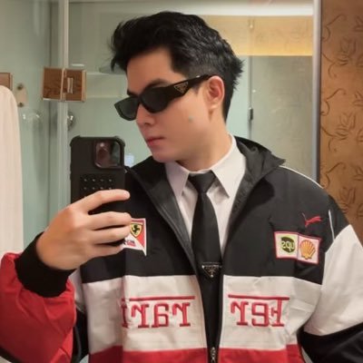 darkkdylanreal's profile picture. way cooler on instagram! 😎 ⤵️