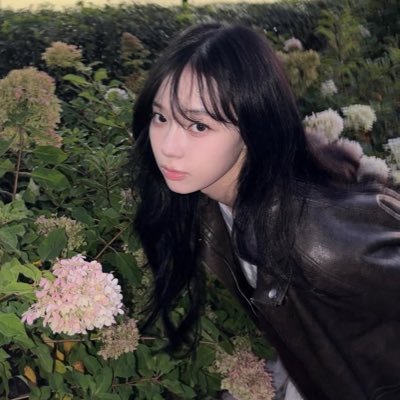 dirlstagi's profile picture. She is the best thing that's ever been mine ⠀⠀ ⠀⠀ ⠀⠀( for winter ❄️ )