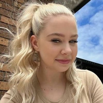 henryjane6602's profile picture. 