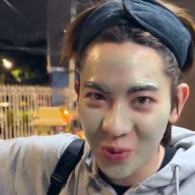 doublenunuchan's profile picture. 