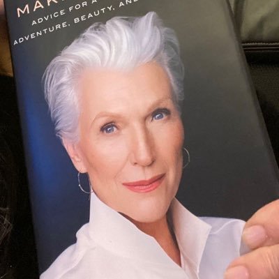 fantasista18's profile picture. Bestselling international Author of A woman  Makes A Plan 📖 Doctor of Dietetics 👩‍🎓Supermodel 🤨 💃#itsGreatTobe79 Manager:anna@mayemusk.com
