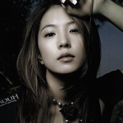 venustretch's profile picture. it’s not ragebaiting if it is a genuine opinion