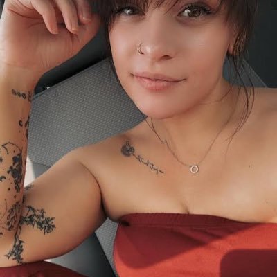 momm23914's profile picture. I work as a self employed personal and l also own a charity company with the helping of orphanage and less privileges incase you're willing to be spoiled hmu •