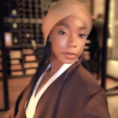 ffairlyodd's profile picture. | faiRly oDd 🦋| Beautiful mind🤍|you should see me in a crown🩵