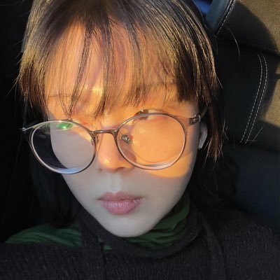 sunwashere_'s profile picture. everything makes me me