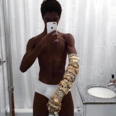 stack_d_pape's profile picture. better days ahead, never kys❤️💯 @realmadrid