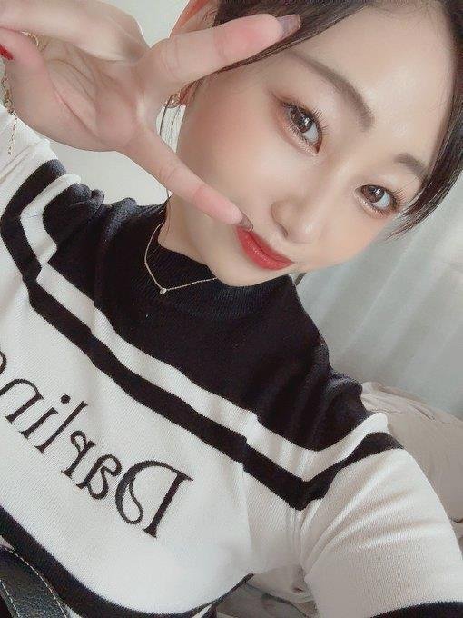 kusum_deepak's profile picture. 【DMはこちらへイケないこと大好きなアラフォー熟女ですフォロワーさんとお会いして思い出いっぱいつくりたい！