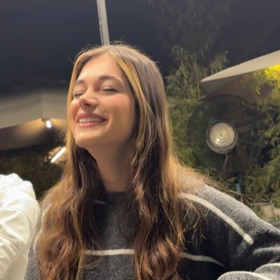 vy_iana's profile picture. 