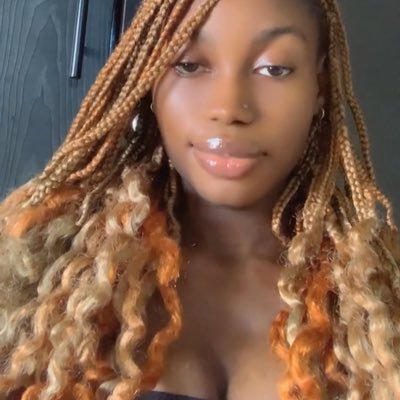 unmijonn's profile picture. i like happy people👧🏿