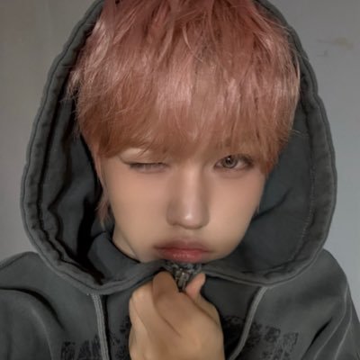 meongheungz's profile picture. I was born in the right generation, I love da internet and nine.i!!!!!