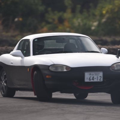 AgO4mkS's profile picture. 私はアラサーのイケメン。アゴが長いSW20→NB6C→ZF1→NCECとSW20→CJ4AとNCEC→NB6CとCJ4A→NB6CとMT03とミニカ