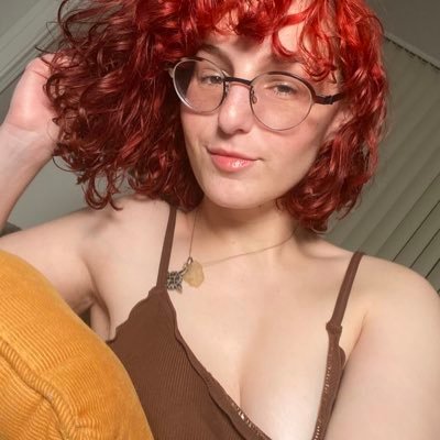 RoseLine276669's profile picture. 