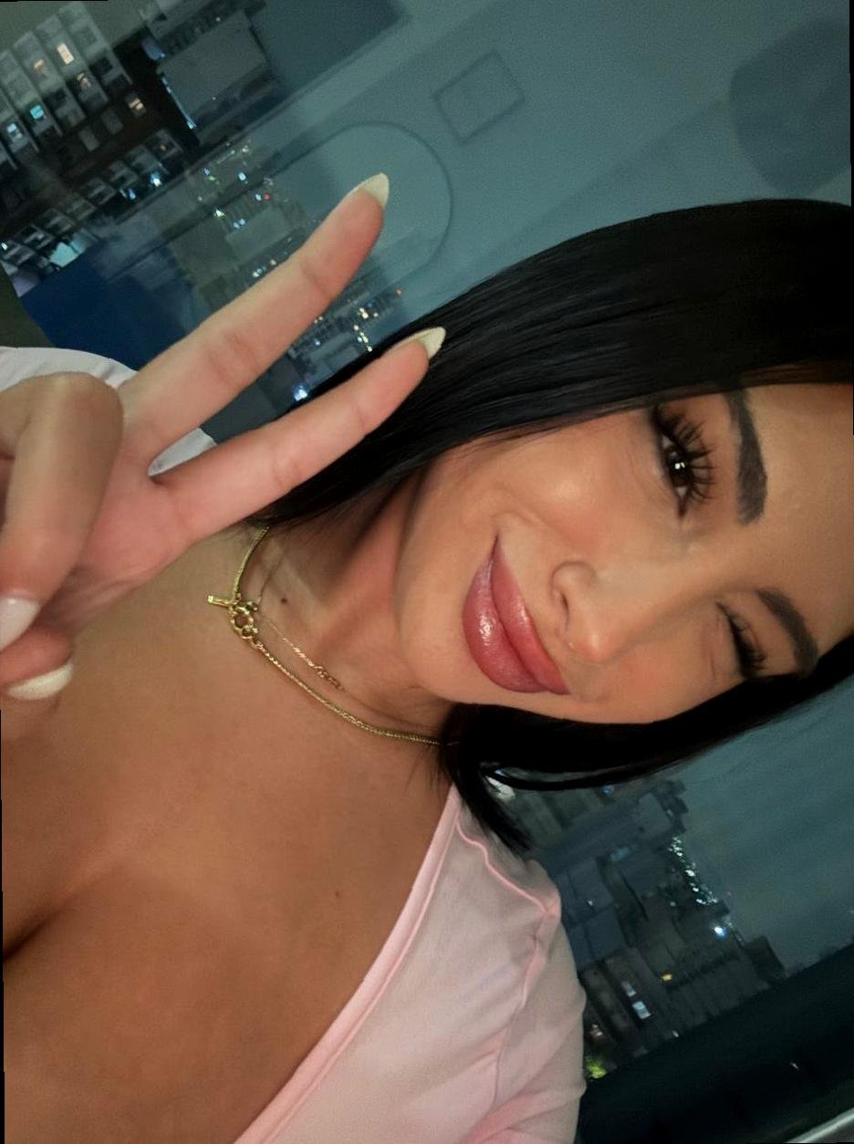 Gavin826472411's profile picture. i collect smiles and break the rules