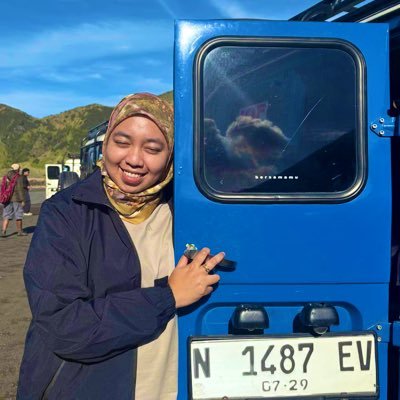 eiydahkhalidah's profile picture. SZ’s 🪴.📖.🧮. #inmyQuietEra