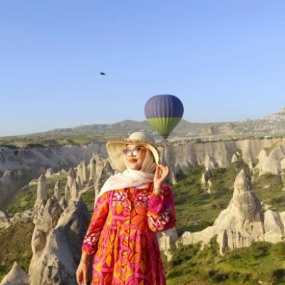 melikeebiter's profile picture. Görsel Sanatlar Öğretmeni