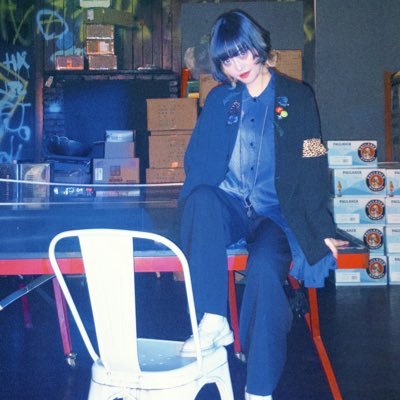 erina_chas's profile picture. 歌手、何度でも生き直す。弾き語りとヨ幽区 音源https://t.co/1vGWqHej69 ご連絡先erinachaschan@gmail.com