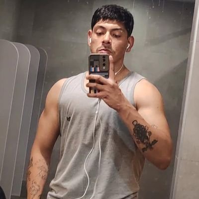 santoxPE's profile picture. 🔞👉🏻 https://t.co/uiz2iTXn02
 💦
 @santoconero