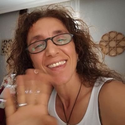 h_yelizcakir's profile picture. Karikatürist,Blogger,Vikipedist.DMS'den emekli, bilgi edinmeye ve bilgilendirmeye meftun