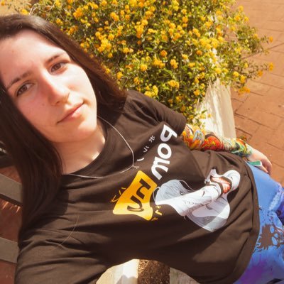 lesscreep's profile picture. Photo & Social Media.