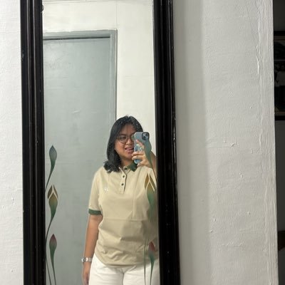 unknownuser3127's profile picture. ily @cheecienachos :p