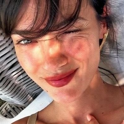 thenighthopeees's profile picture. 🤍