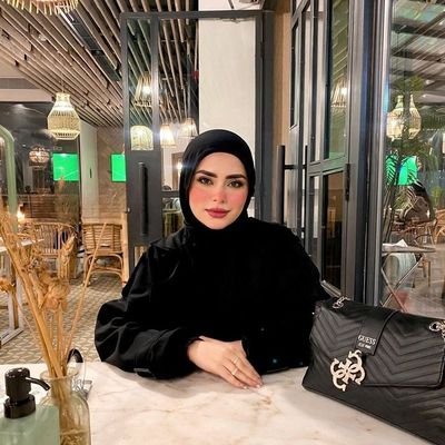 hironobuta0106's profile picture. 