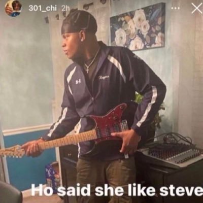 pfjays's profile picture. don’t watch sports