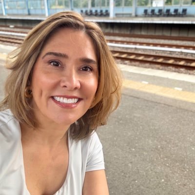 MelindaforSC's profile picture. Former SC State House candidate 💙 | FABB founder 📚 | Fighting for a fairer, more progressive world | Living life in Japan 🇯🇵