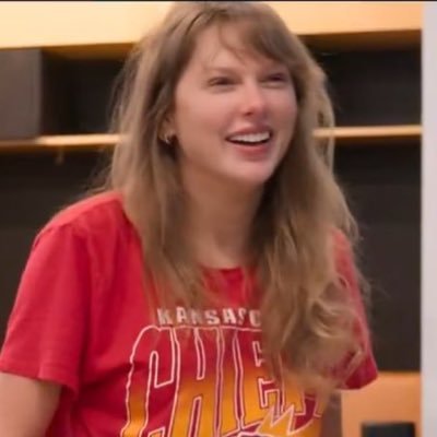 tisthedamnat's profile picture. this is just a storm inside a teacup