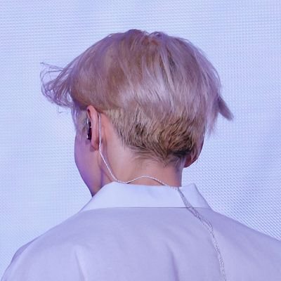 Elr_btob's profile picture. 