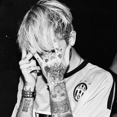 a0utlawg's profile picture. apex player | 06 | resp @koyful