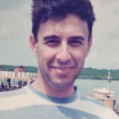 ALLALuiz18's profile picture. Aviso: Bolsolóide, não entre. O block será inevitável. Aconselho continuar no seu mundinho paralelo vociferando teu ódio e mentiras bem longe daqui.