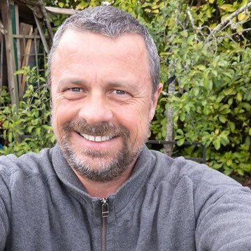 HugoGoldenbloom's profile picture. | Professional splatoon player | ΚΣ 97’ pledge master | Avid R. Kelly enthusiast |Holocaust denier | #bluesky