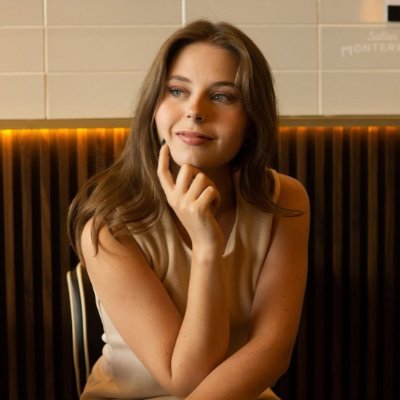 jennsaue's profile picture. I see u 💚