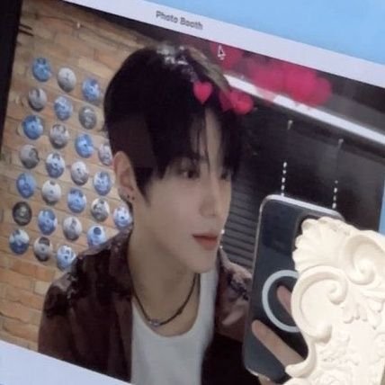 ynyangie24's profile picture. iKON's music for life