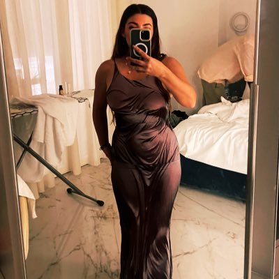 CapobiaNB's profile picture. various types of cells arranged accordingly • artist • @polycultured • @learnbodylit & #FAMTaughtMe • unruly dissident • head in nonfiction book