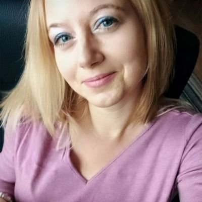 SarkaSarkova's profile picture. asociální introvert 

kávičkářka

knihomolka

☕🍷📚
