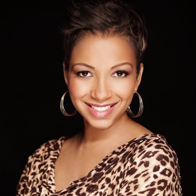 KaraAllan's profile picture. Personal Stylist in NoVirginia | If your closet is overflowing but getting dressed feels stressful—and you’re too busy to organize your wardrobe, let's chat!