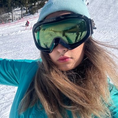 doktordunyada's profile picture. Preİntern ⚕️