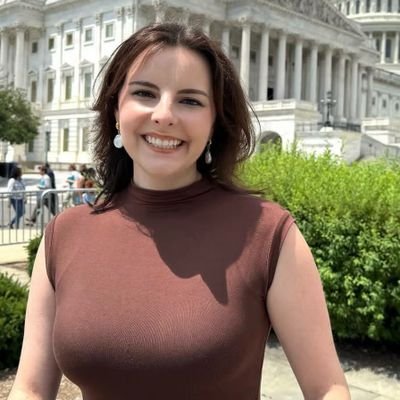 ErinUnfolds's profile picture. Research analyst @Techcrunch - prev @WSJ - @Columbia alum - mom to 🐶 - mainly covering AI & Crypto