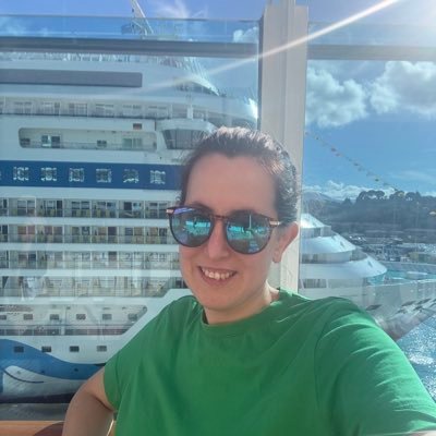 ece_ongan46's profile picture. Ne kadar yaşadığımız değil, nasıl yaşadığımız önemlidir.