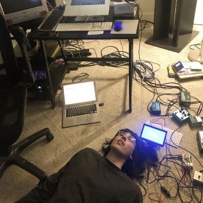 PondeckJbo78021's profile picture. 